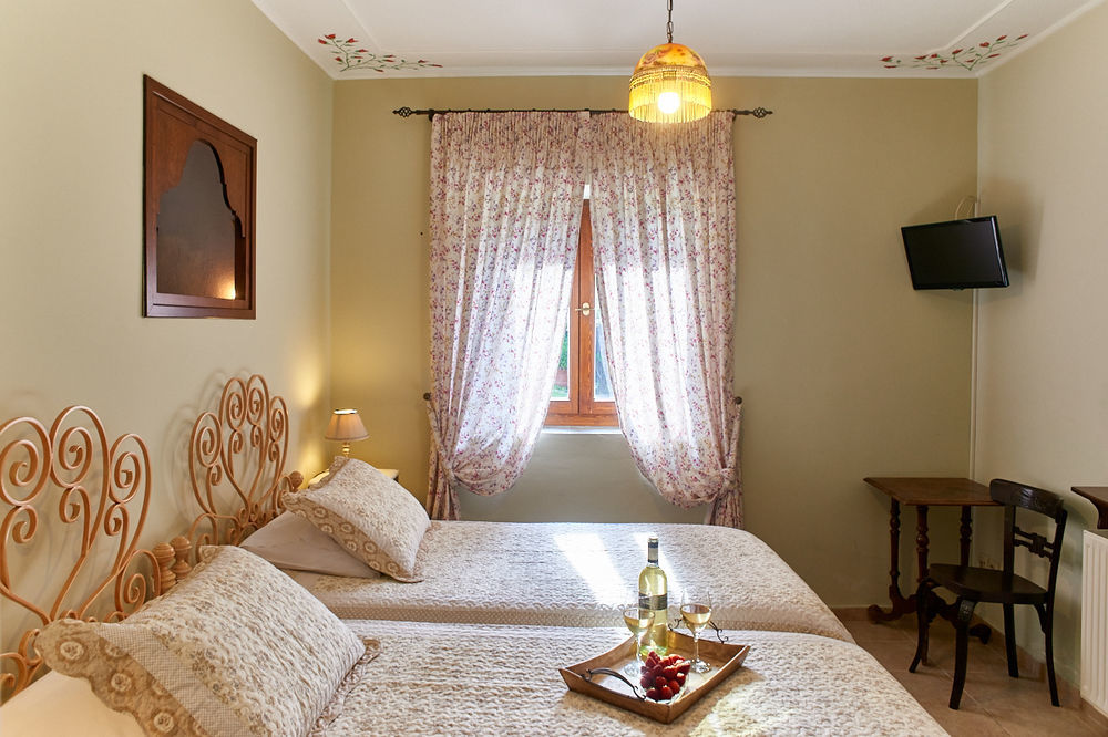 Triantafillies Guesthouse Portaria  Ngoại thất bức ảnh