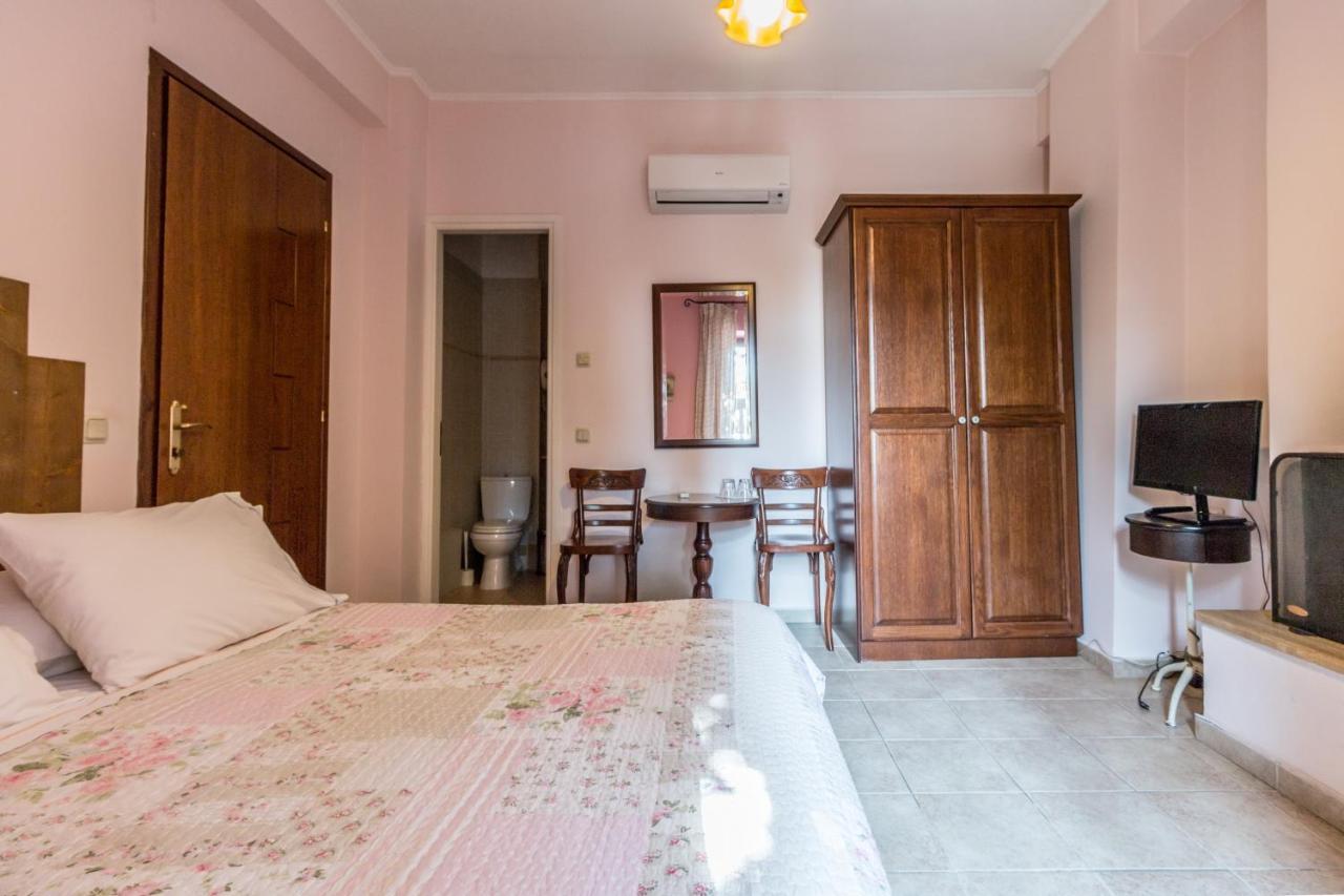 Triantafillies Guesthouse Portaria  Ngoại thất bức ảnh